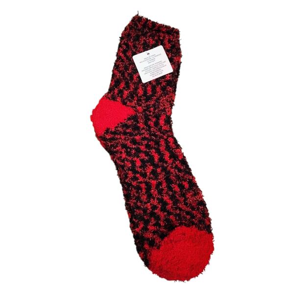 Sonoma Goods for Life XXL Women’s Red Black Plaid Pajama Set With Socks - Picture 10 of 12